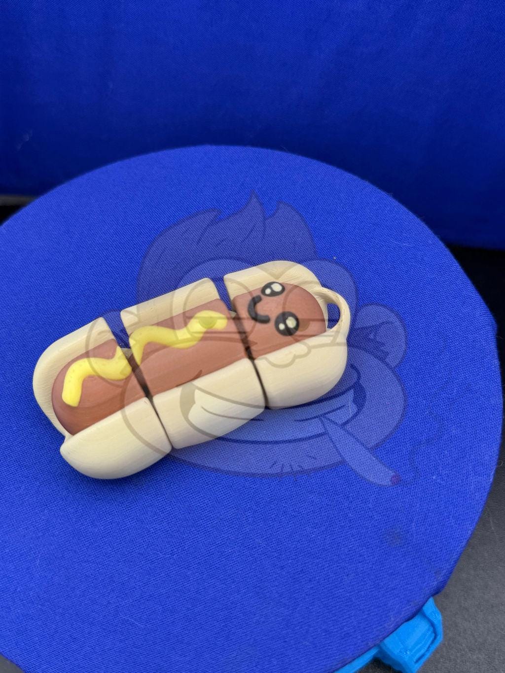 Hot Dog Flexi with Mustard - Ant Design