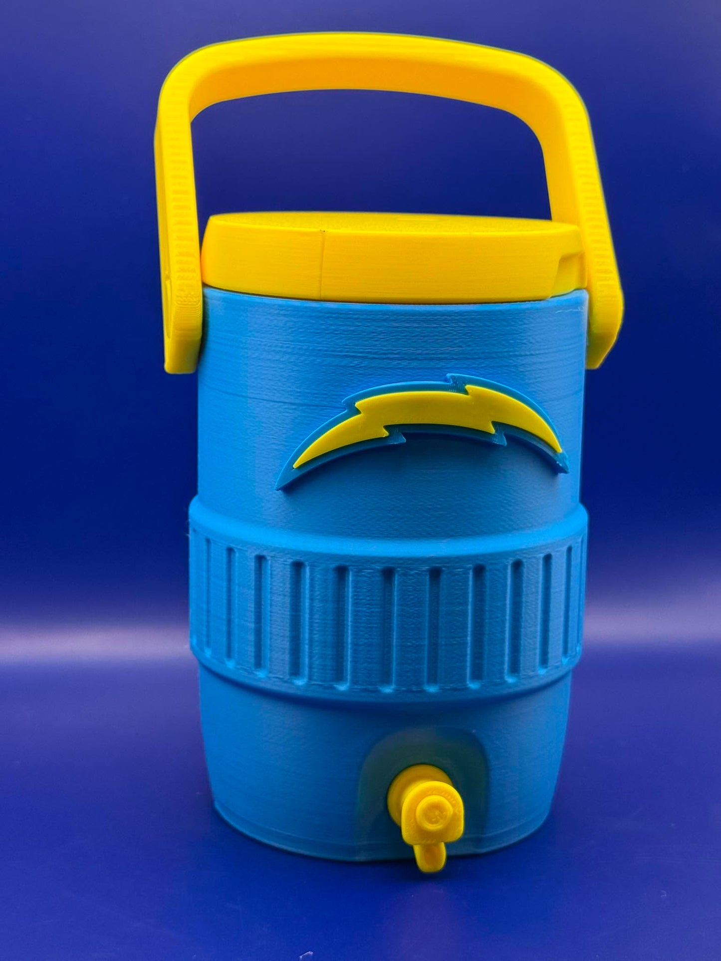 Chargers mini cooler can holder