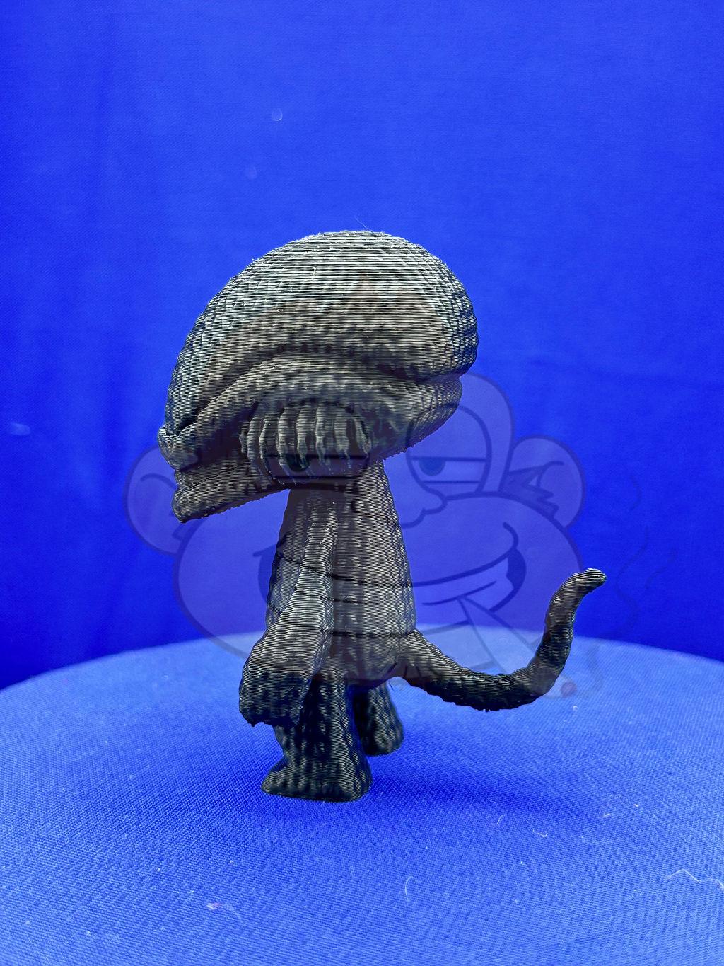 Knitted Xenomorph - XenomorphDecor - desk decor - house decor - photo prop