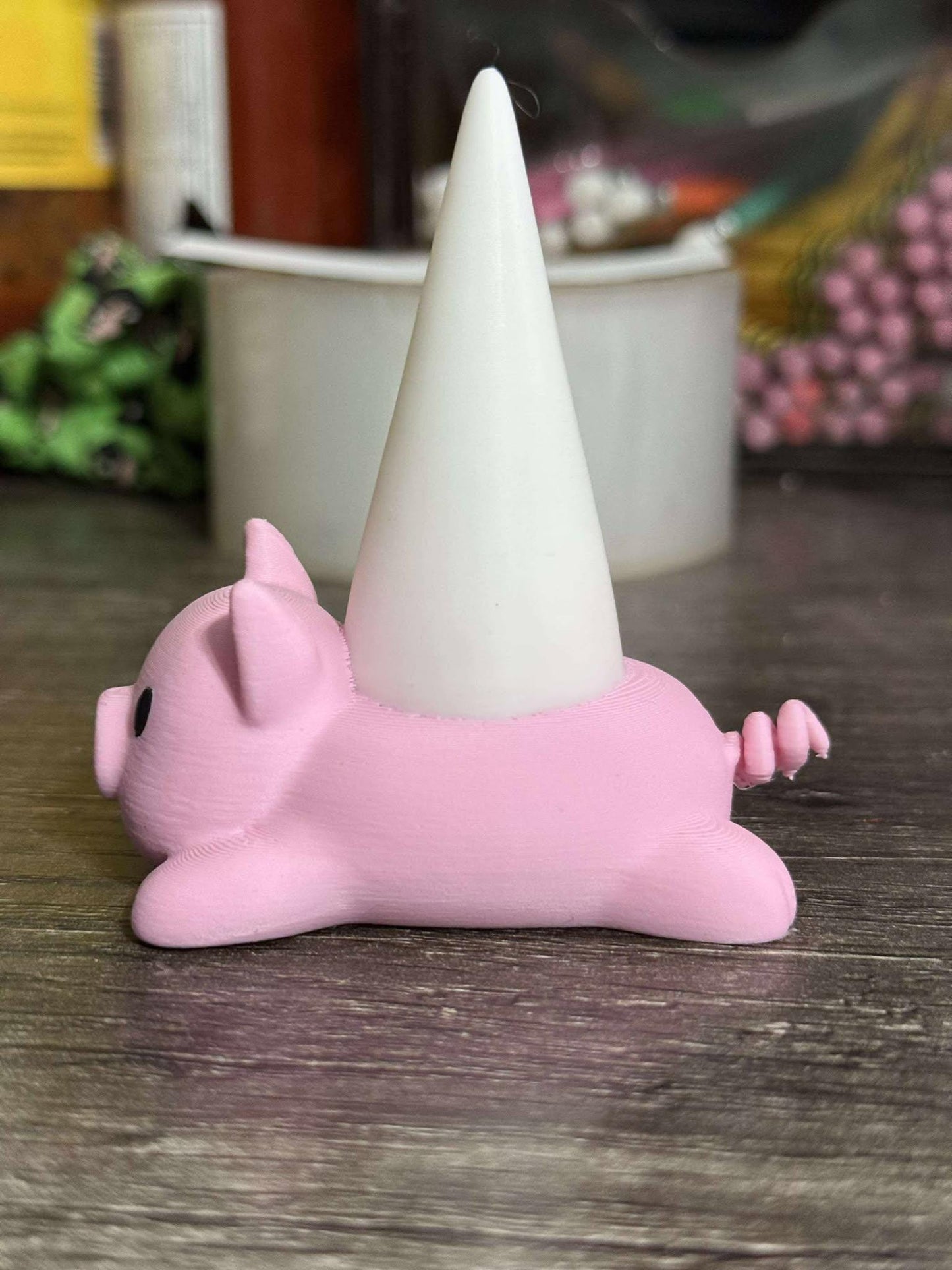 pig ring holder- pig - ring holder